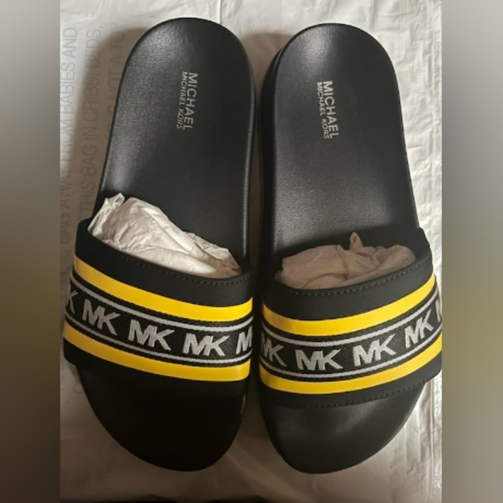 Michael Kors slides size 7 brand new